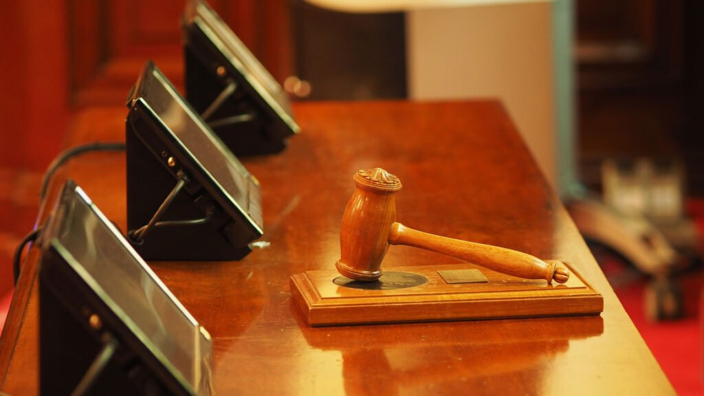 Estratégias Avançadas de Defesa em Execução de Título Extrajudicial para Empresas com Endividamento Bancário Defesa em execução de título extrajudicial